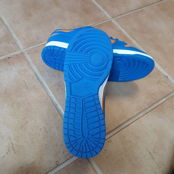 Size 9 Dunk Low Knicks Blue and Orange Nike Sneakers DV0833-800 - Picture 7 of 9
